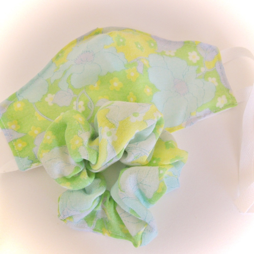 Face Mask and Scrunchie Set